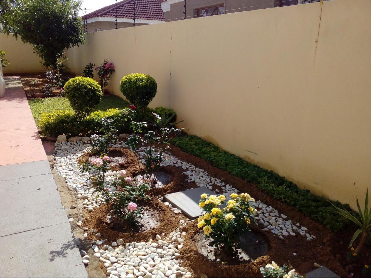 Tap'S Home Away From Home Gaborone Exteriér fotografie